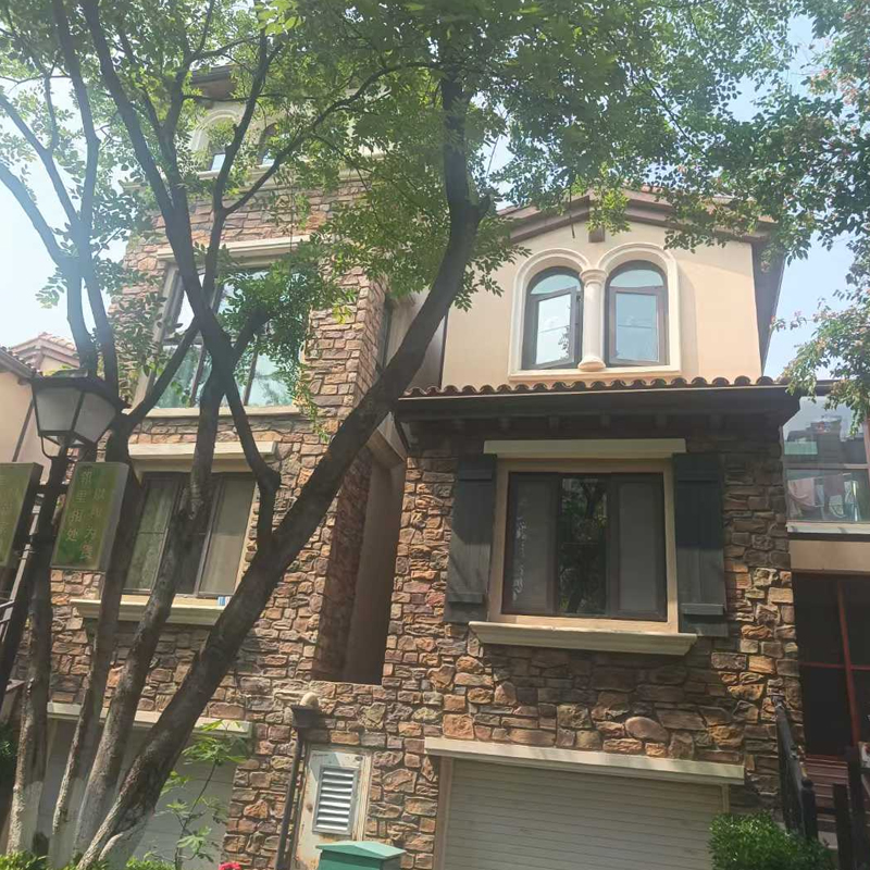 ����ԭɽ�e��  ׃�l�ƽѺ�غ����{(di��o)